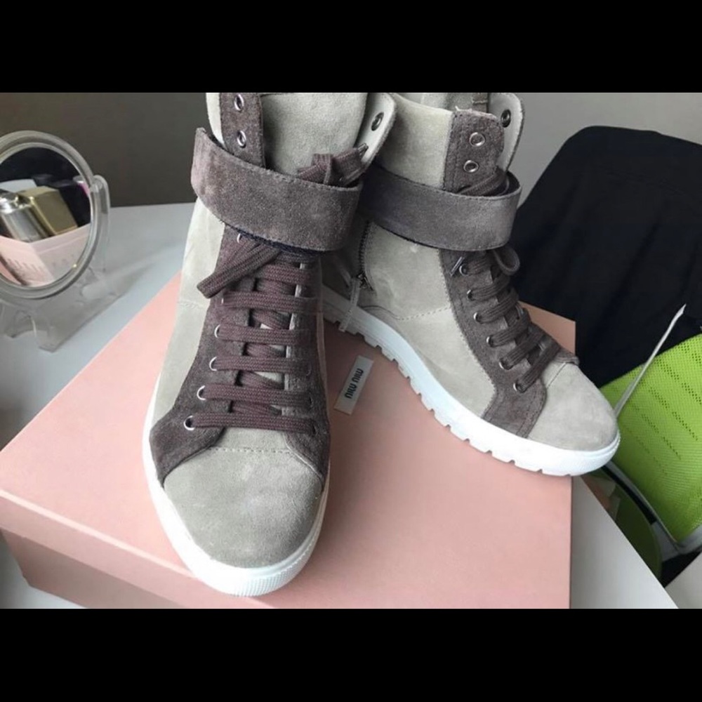 MiuMiu olive green w/ invisible heel sneaker